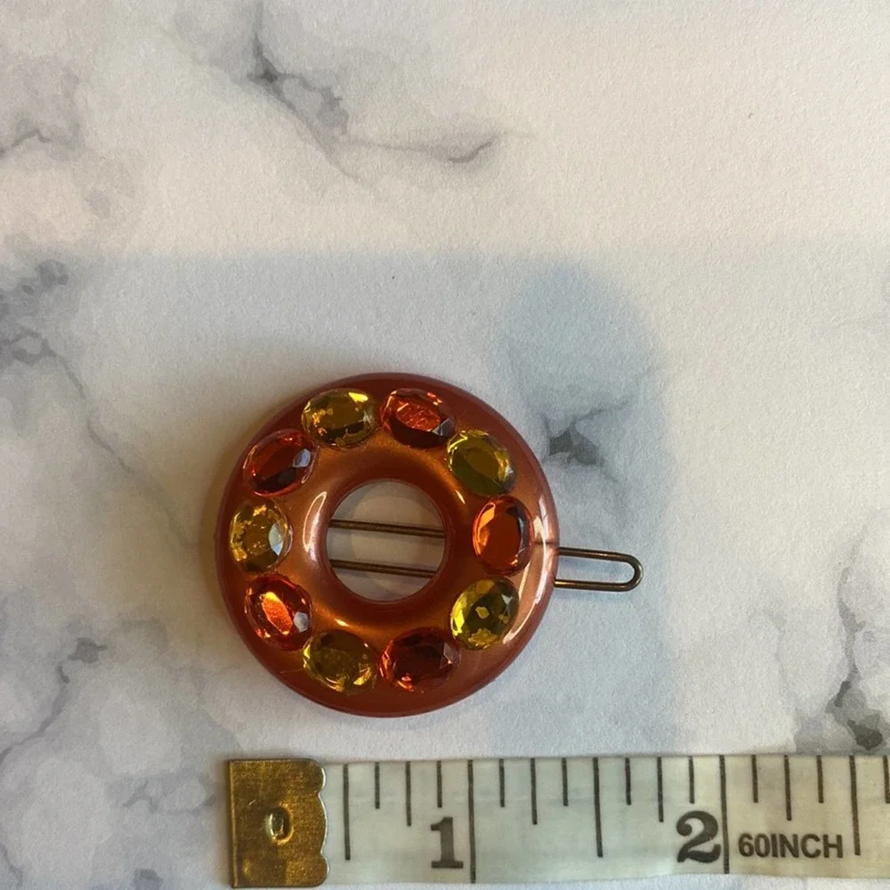 Tarina Tarantino Orange & Yellow Round Hair clip